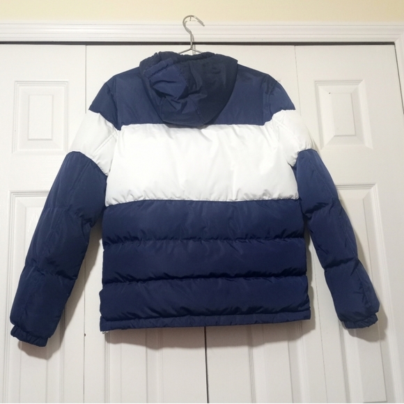 Guess puffer coat - Picture 2 of 4